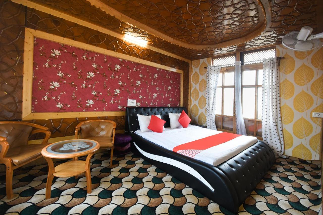 Oyo 66637 Merlin Group Of Houseboats Hotel Srīnagar Zewnętrze zdjęcie